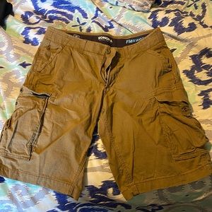 Men’s cargo shorts